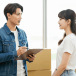 女性に確認する男性スタッフ